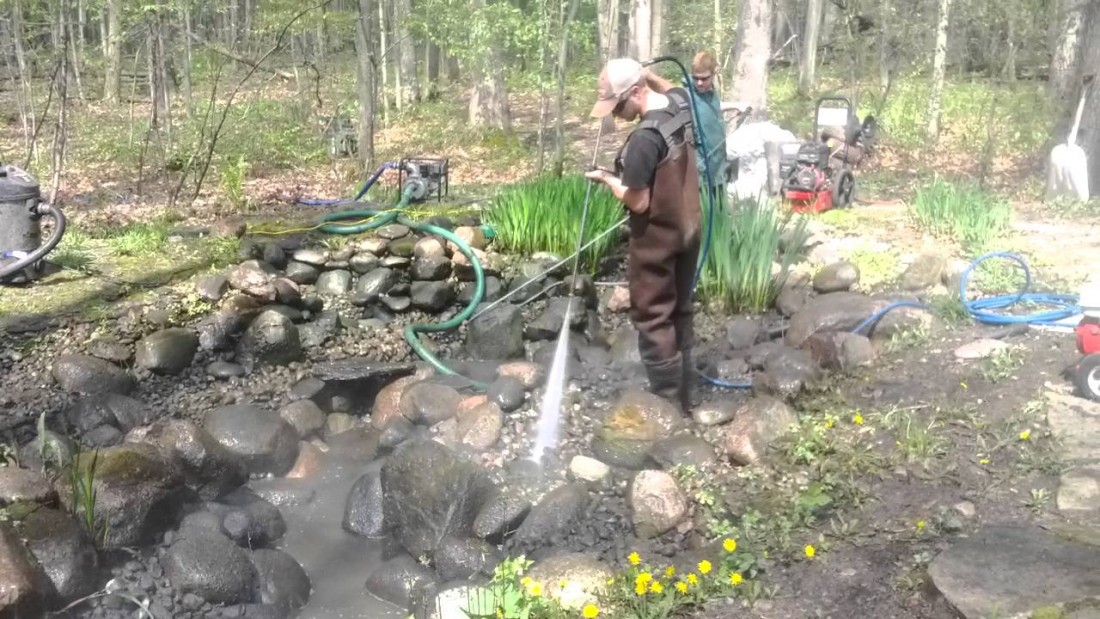 Pond cleaning